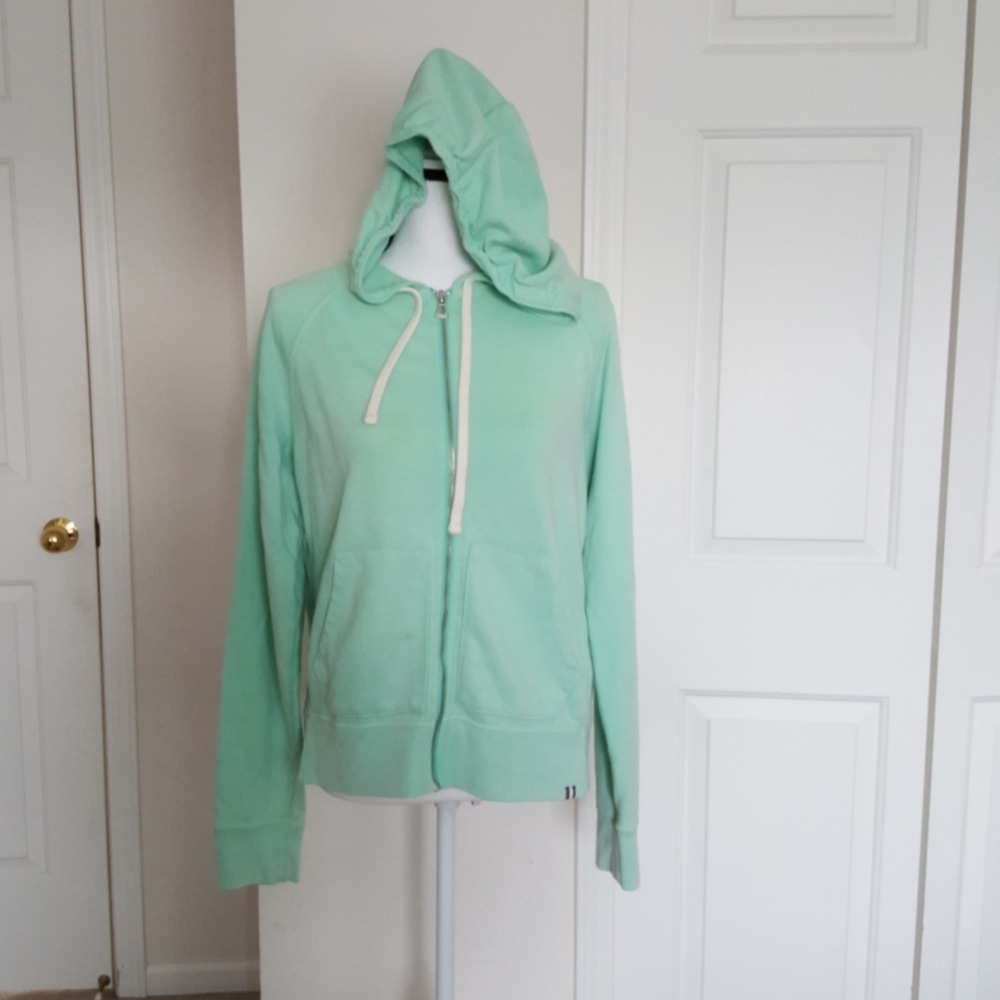 21:07 - GAP Zip Hoodie - Picture 2 of 8